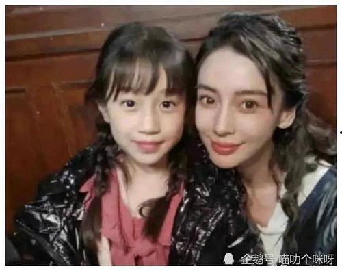 娱乐圈吃瓜博主女阿姨,吃瓜博主背后的故事