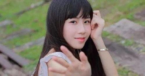 娱乐吃瓜酱女性共鸣,揭秘娱乐圈那些让人心动的“吃瓜”瞬间